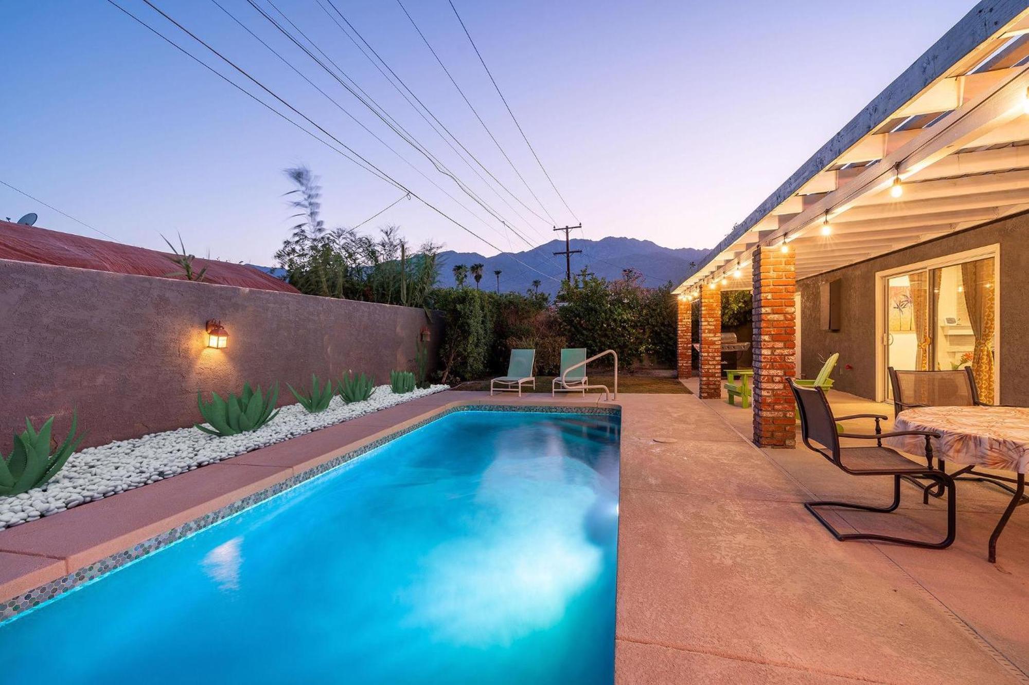 Sunny Days Ahead - Your Private Palm Springs Getaway Vila Exterior foto